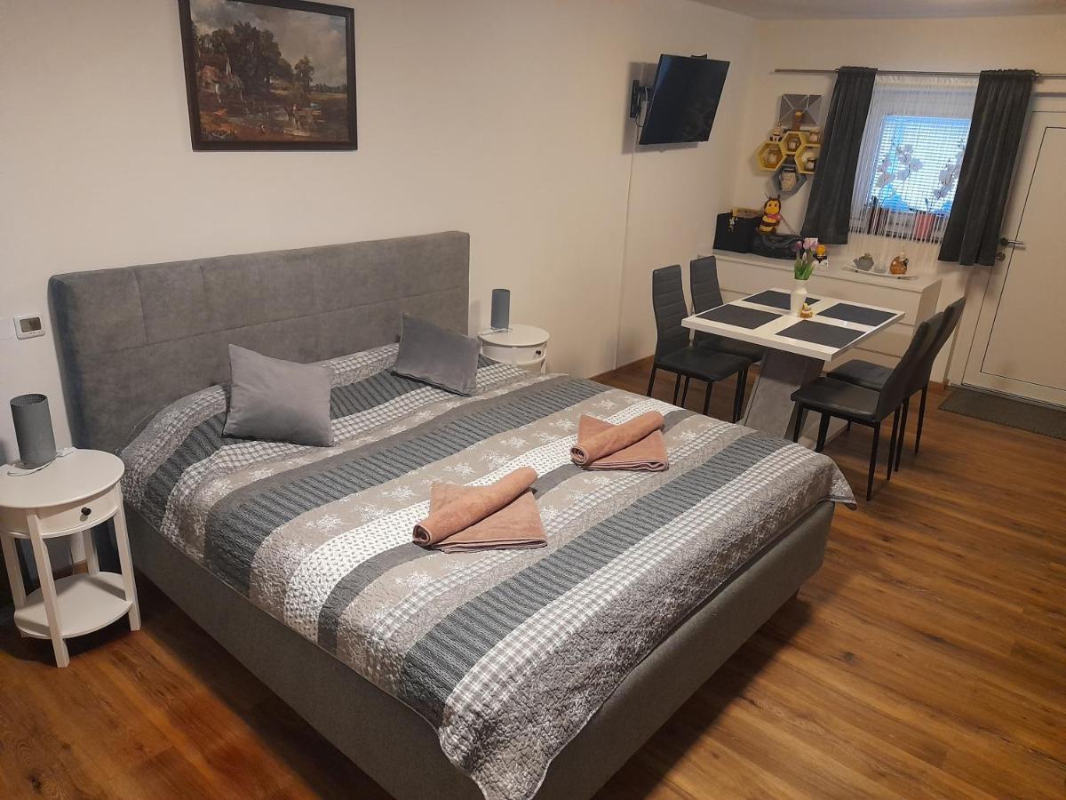Honey Apartment Lendava Exterior photo