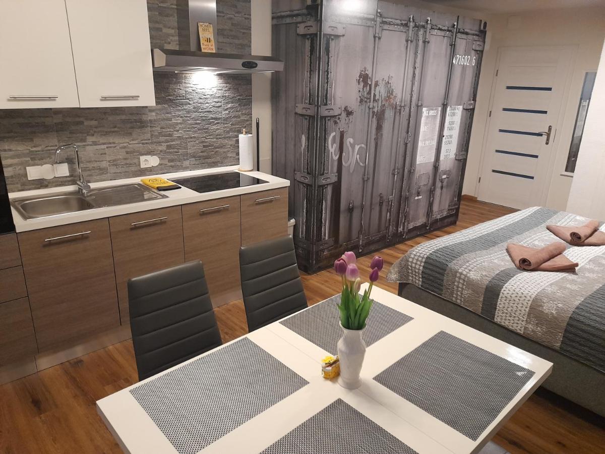 Honey Apartment Lendava Exterior photo