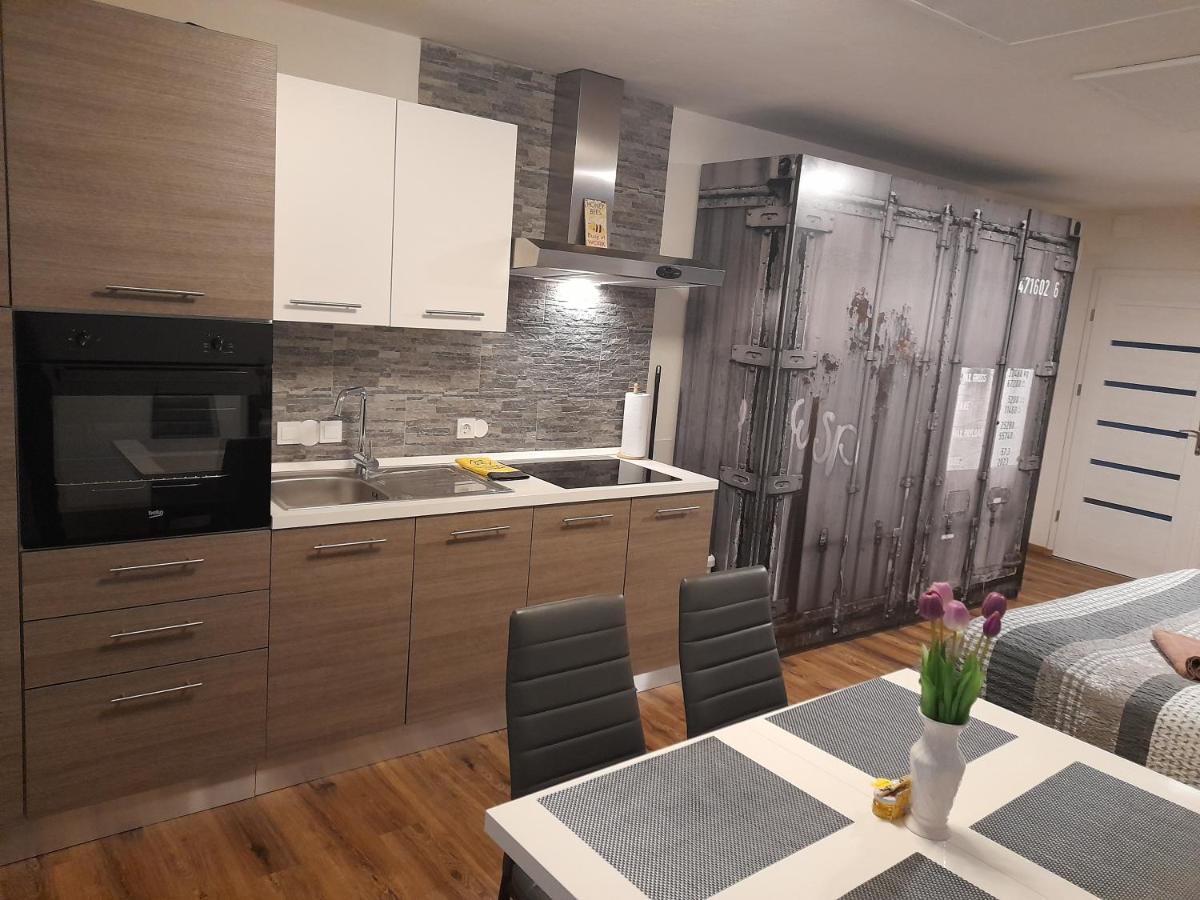 Honey Apartment Lendava Exterior photo