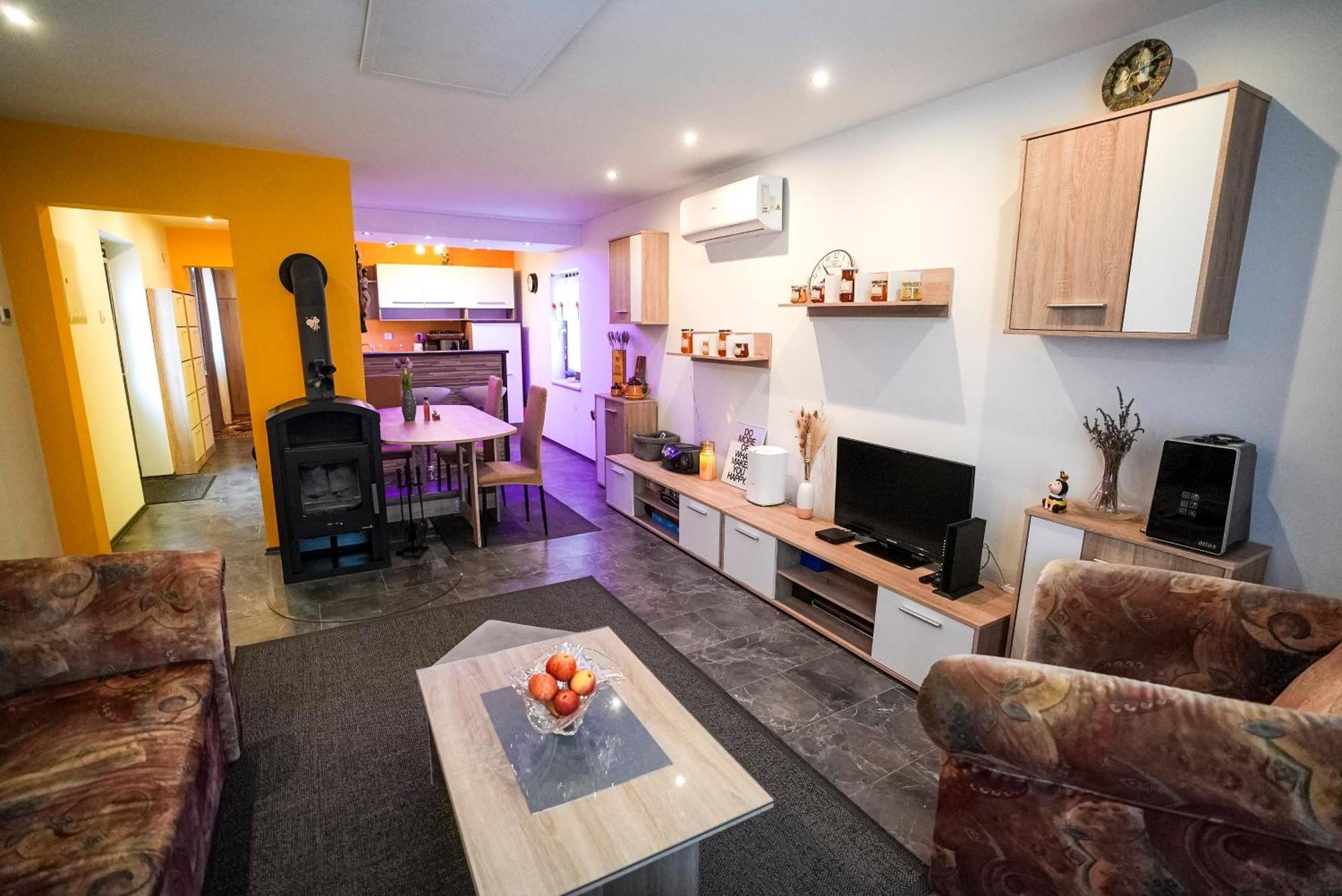 Honey Apartment Lendava Exterior photo